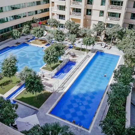 Nasma Luxury Stays - Fancy Apartment With Balcony Near Burj Khalifa Dubái Exterior foto