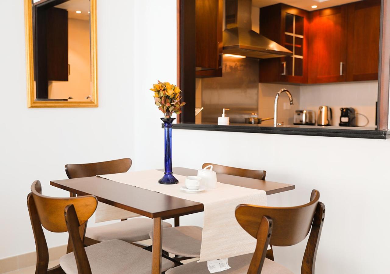 Nasma Luxury Stays - Fancy Apartment With Balcony Near Burj Khalifa Dubái Exterior foto