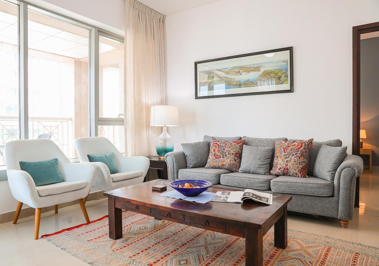 Nasma Luxury Stays - Fancy Apartment With Balcony Near Burj Khalifa Dubái Exterior foto