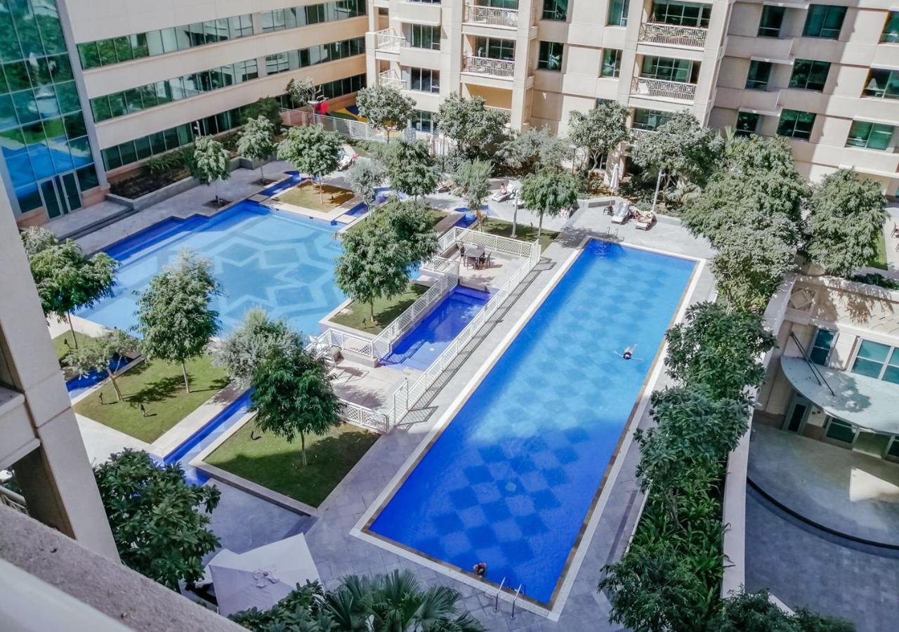 Nasma Luxury Stays - Fancy Apartment With Balcony Near Burj Khalifa Dubái Exterior foto
